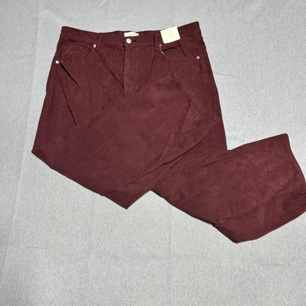 Universal Thread Women Easy Barrel Corduroy Pants 16 Burgundy High Rise Stretch